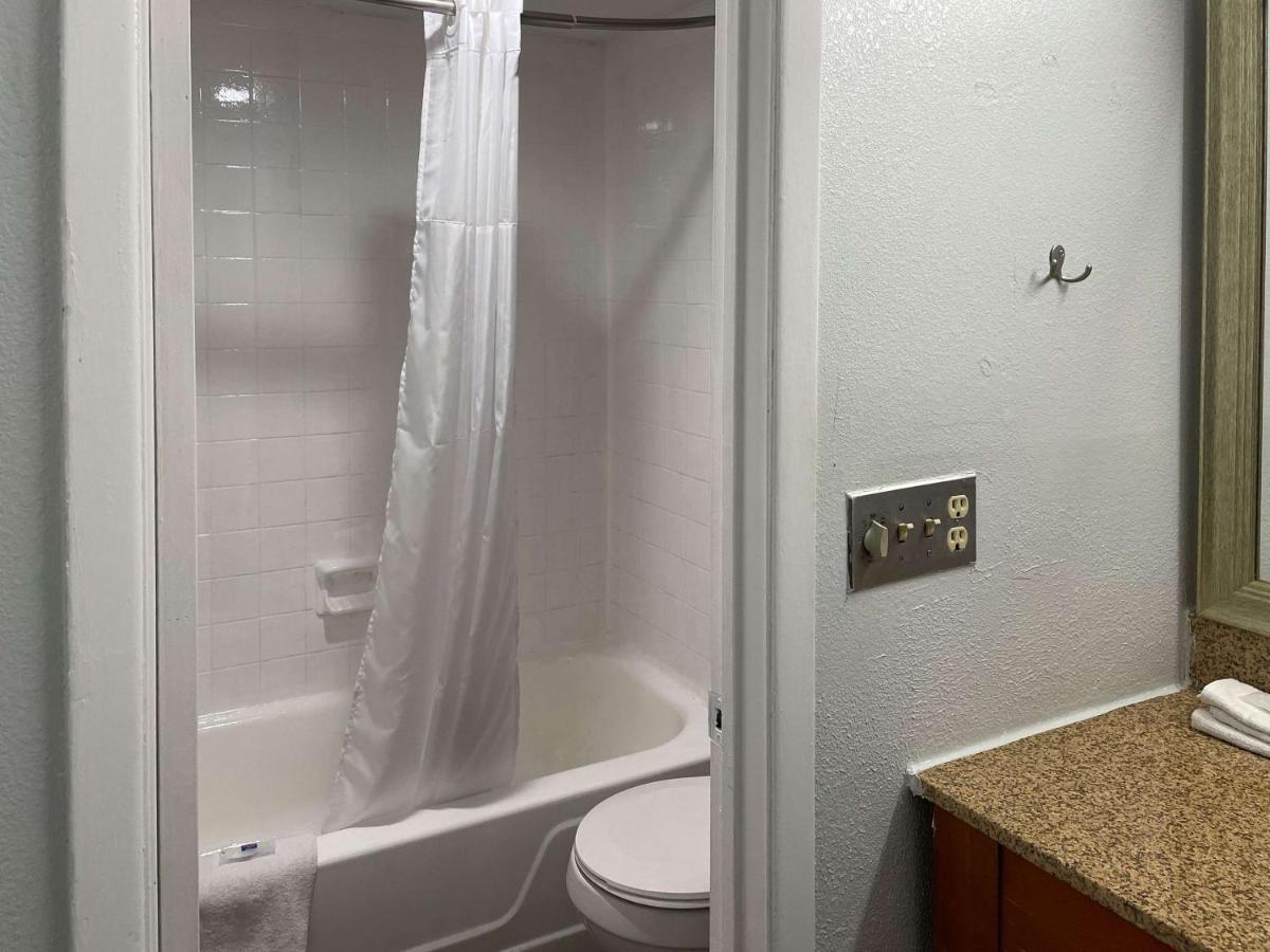 Motel 6 Wytheville Va Esterno foto